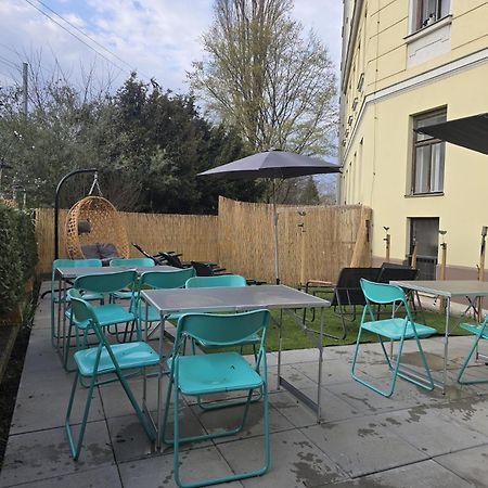 Loevly Shared 6Br With Garden Near Danube & Millenium City Wien Ngoại thất bức ảnh