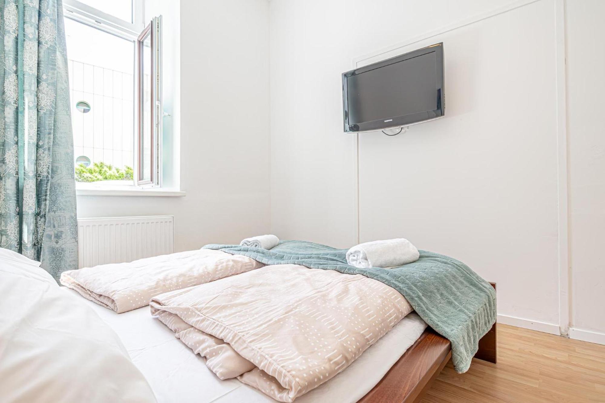 Loevly Shared 6Br With Garden Near Danube & Millenium City Wien Ngoại thất bức ảnh
