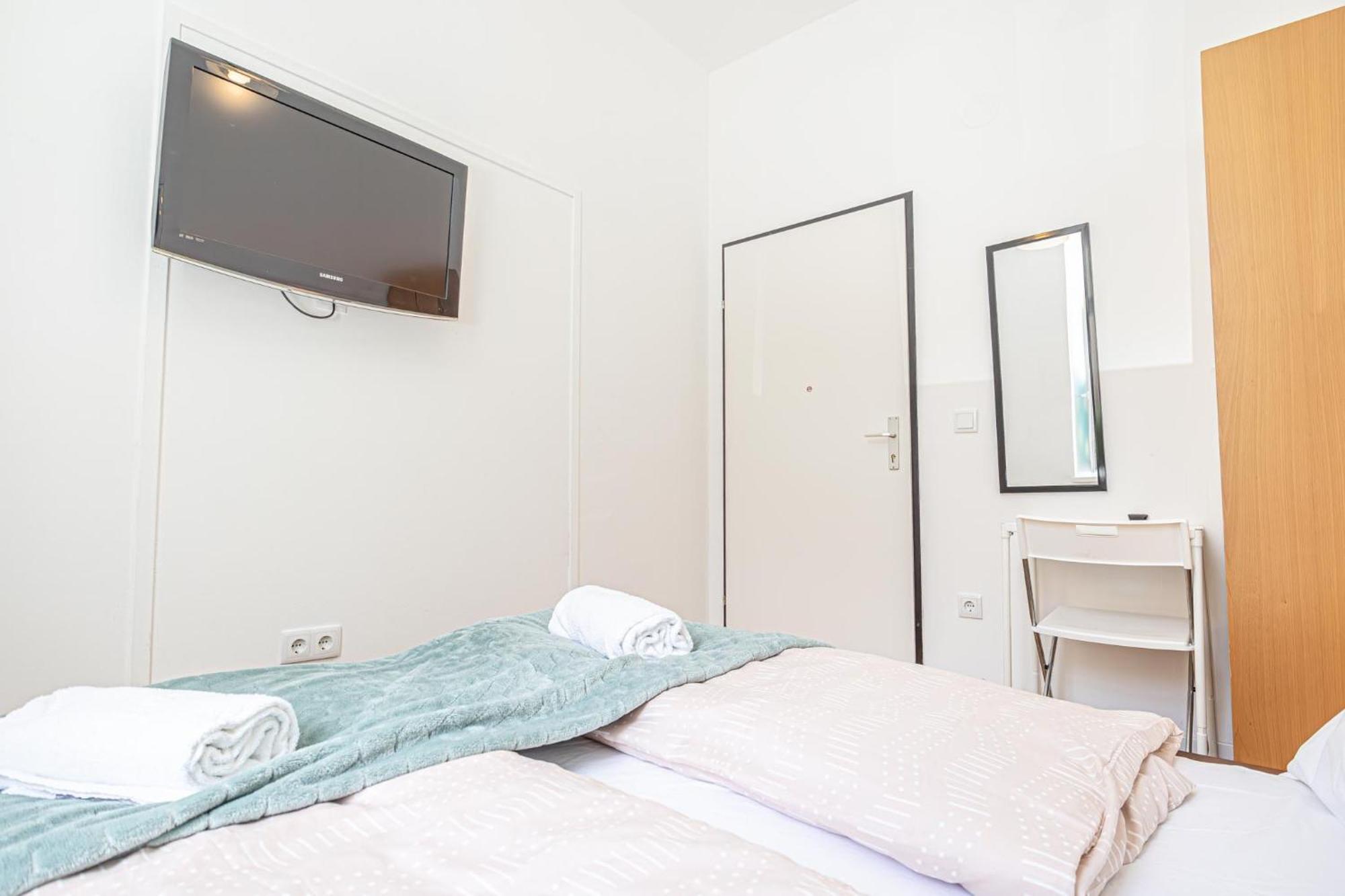 Loevly Shared 6Br With Garden Near Danube & Millenium City Wien Ngoại thất bức ảnh