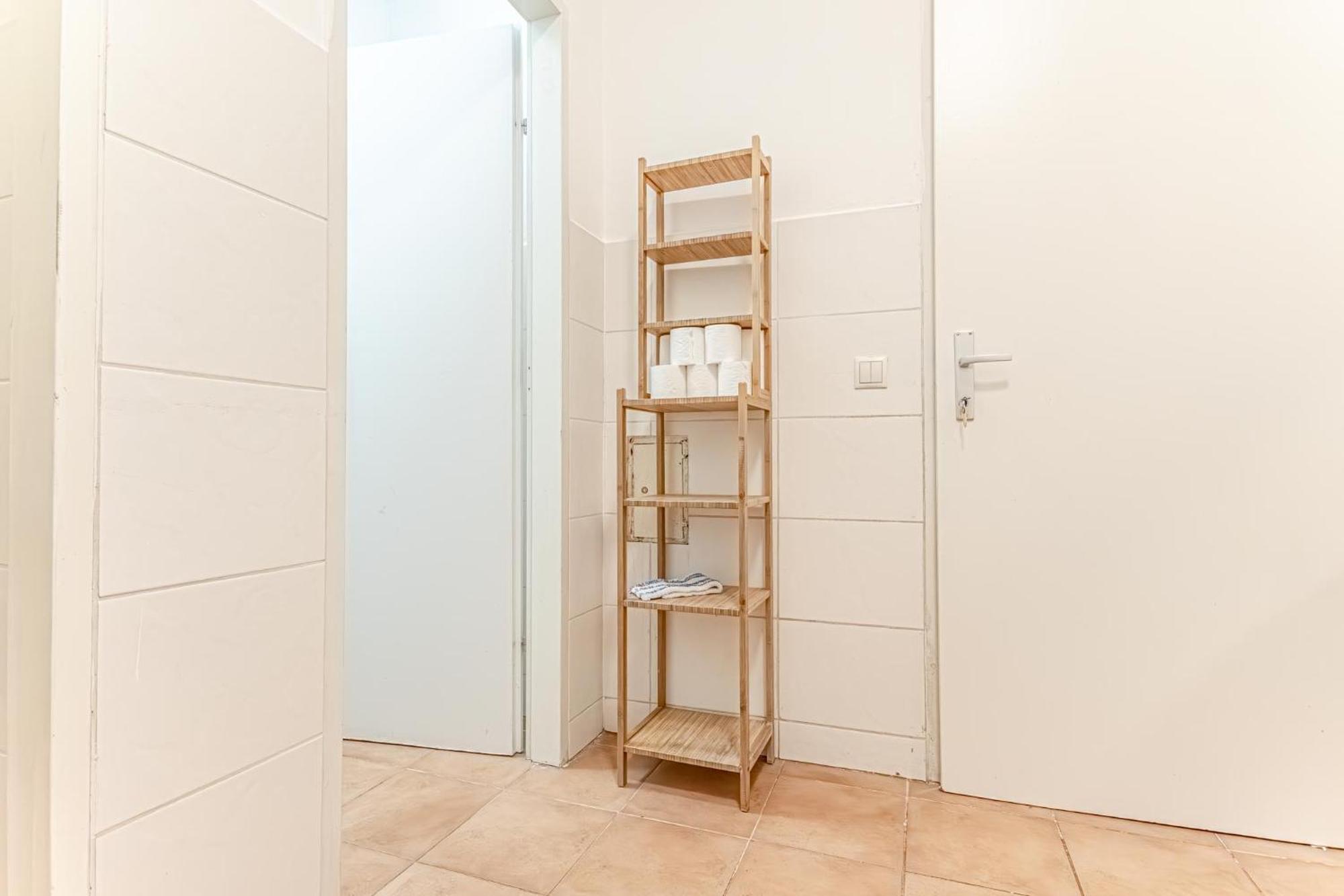 Loevly Shared 6Br With Garden Near Danube & Millenium City Wien Ngoại thất bức ảnh