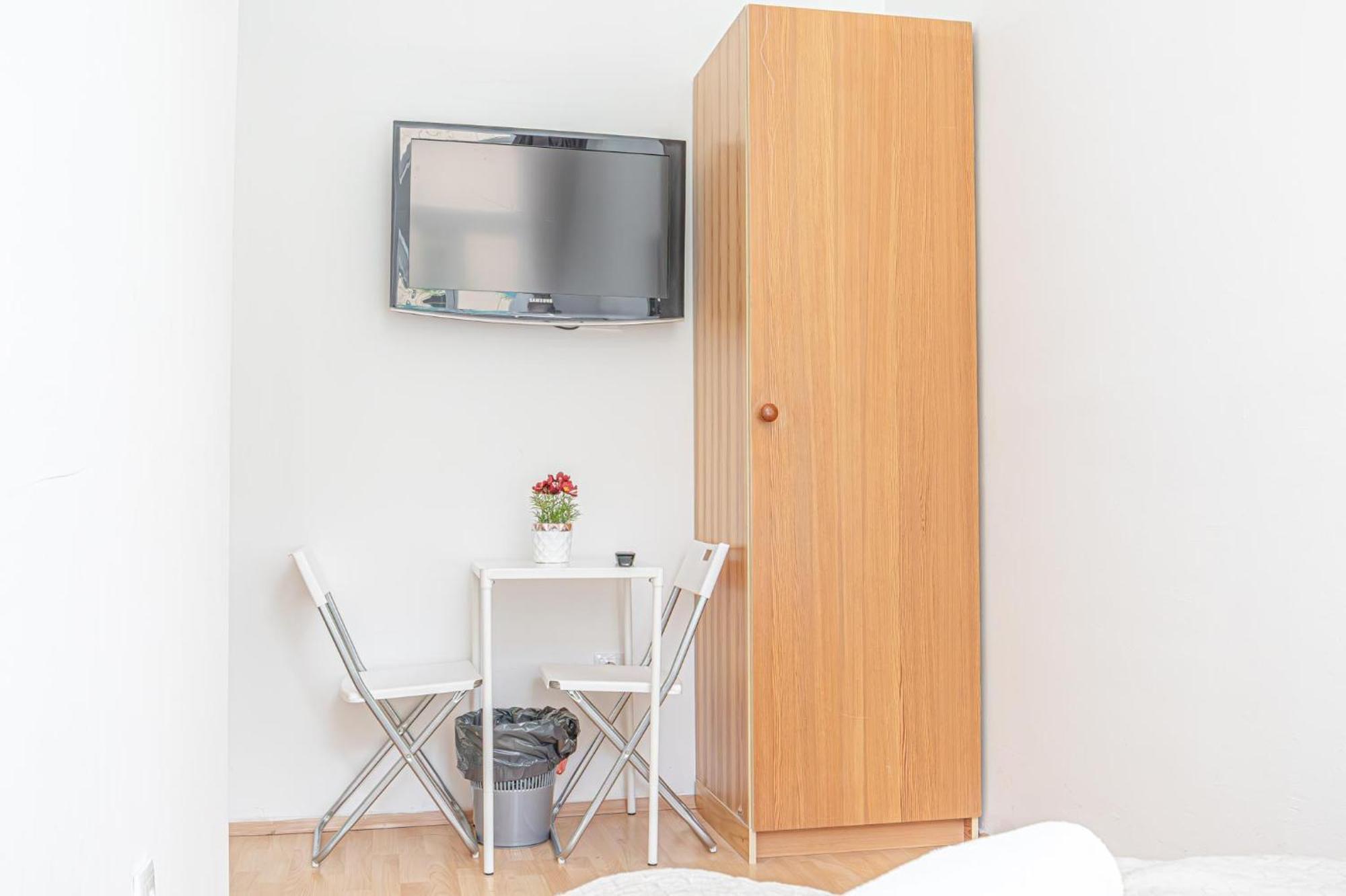 Loevly Shared 6Br With Garden Near Danube & Millenium City Wien Ngoại thất bức ảnh