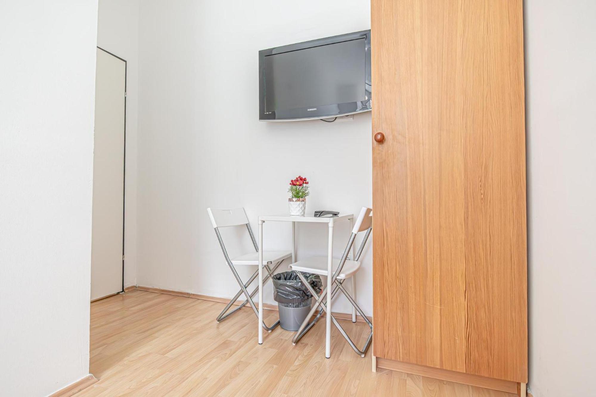 Loevly Shared 6Br With Garden Near Danube & Millenium City Wien Ngoại thất bức ảnh