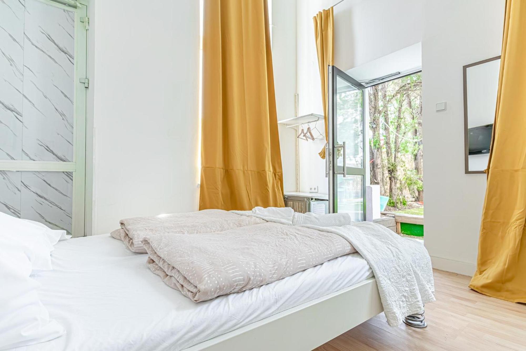 Loevly Shared 6Br With Garden Near Danube & Millenium City Wien Ngoại thất bức ảnh
