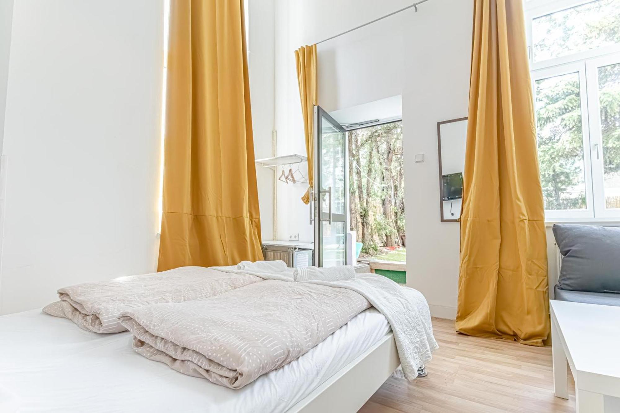 Loevly Shared 6Br With Garden Near Danube & Millenium City Wien Ngoại thất bức ảnh